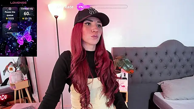 LILA ELLIOT online show from September 2025 07:52:01 PM