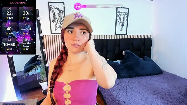LILA ELLIOT online show from September 2025 07:37:02 PM