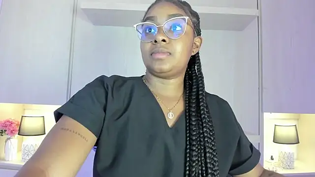 tamaraa smiith online show from October 2025 07:40:01 PM