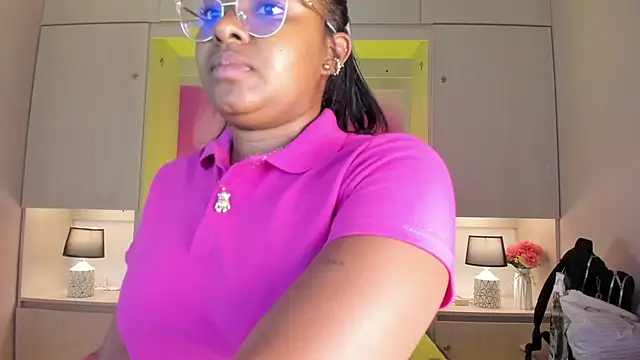 tamaraa smiith online show from February 2026 07:36:01 PM