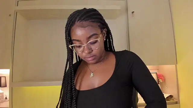 tamaraa smiith online show from March 2026 07:40:02 PM