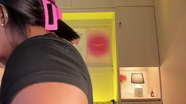 tamaraa smiith online show from April 2026 07:40:02 PM