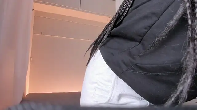 tamaraa smiith online show from March 2026 12:18:02 PM