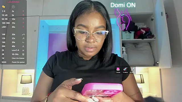 tamaraa smiith online show from April 2026 07:45:01 PM