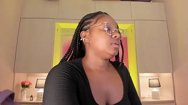 tamaraa smiith online show from January 2026 01:18:01 PM