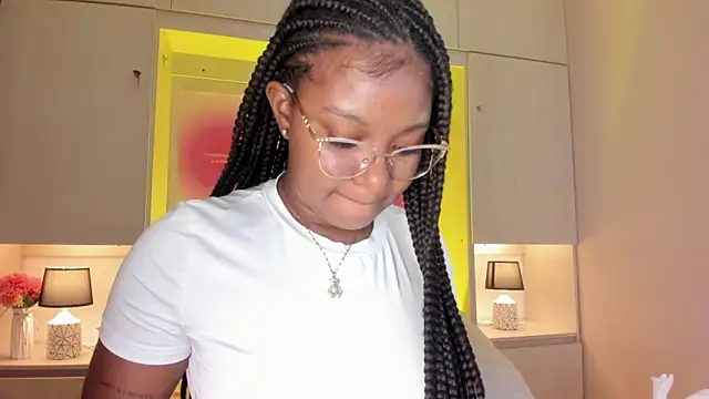 tamaraa smiith online show from March 2026 07:38:01 PM