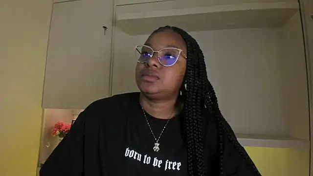 tamaraa smiith online show from February 2026 12:18:02 PM