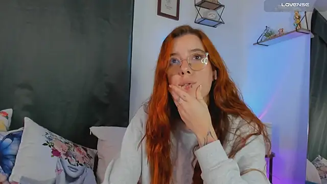 Snapshot of Manuela_monroe chatting on September 2025 03:23:01 AM Manuela monroe online show from September 2025 03:23:01 AM