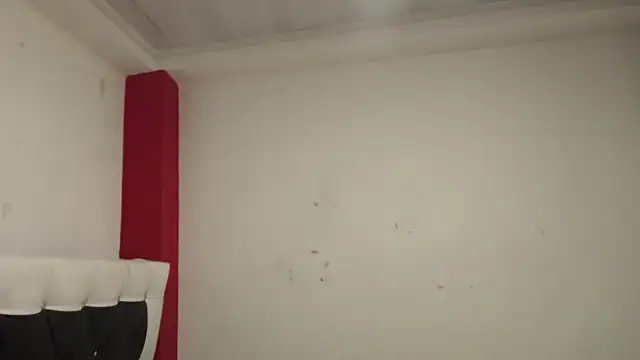 Katty Bones online show from November 2025 01:36:02 PM