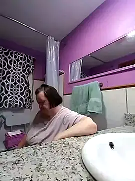 Bayou Woman68 online show from May 2026 03:37:01 PM