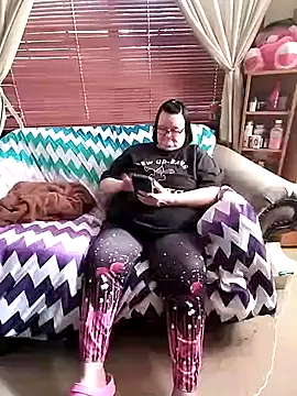 Snapshot of Bayou_Woman68 chatting on July 2026 10:21:02 PM Bayou Woman68 online show from July 2026 10:21:02 PM
