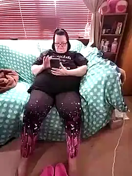 Snapshot of Bayou_Woman68 chatting on July 2026 07:46:01 PM Bayou Woman68 online show from July 2026 07:46:01 PM