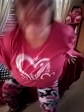 Bayou Woman68 online show from April 2026 06:00:02 PM