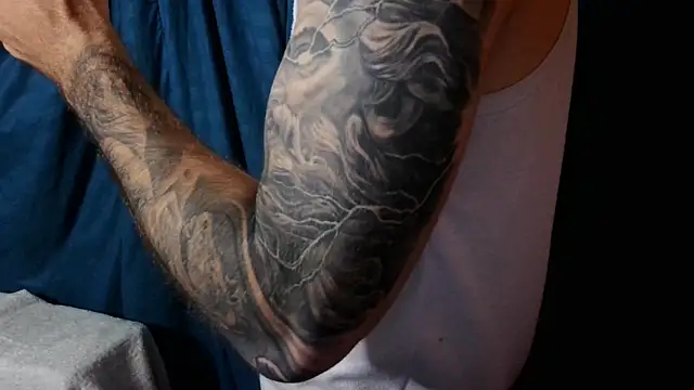 Kenner fox77 online show from December 2024 11:22:01 PM