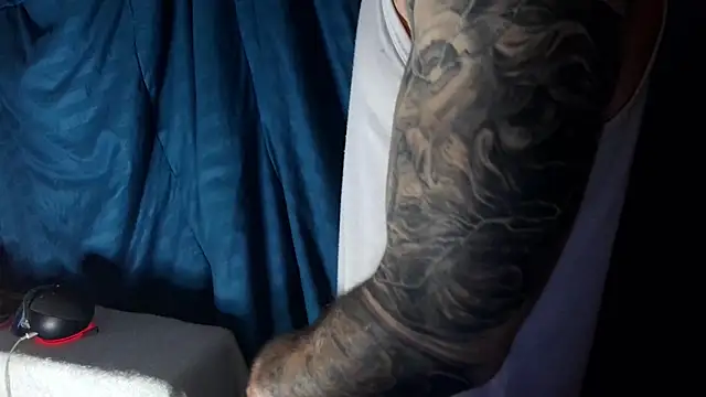 Kenner fox77 online show from December 2024 07:39:01 AM