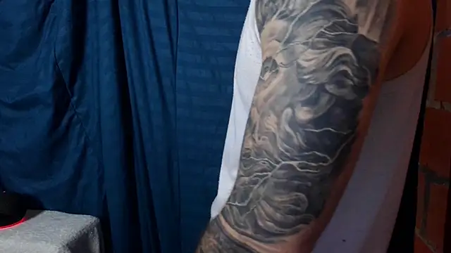 Kenner fox77 online show from December 2024 01:40:02 AM