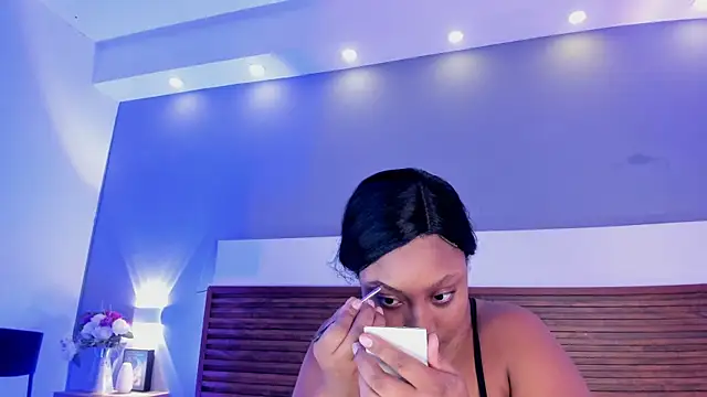 Adelehottman online show from December 2025 02:00:02 AM