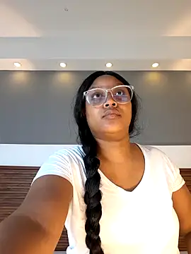 Adelehottman online show from September 2025 12:44:02 PM