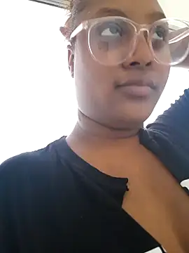 Adelehottman online show from January 2026 07:52:02 PM