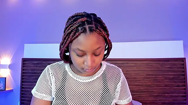 Adelehottman online show from May 2026 02:58:01 PM