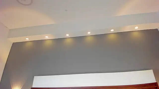 Adelehottman online show from October 2025 02:41:01 PM