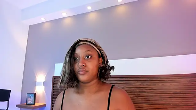 Adelehottman online show from February 2026 01:33:02 PM