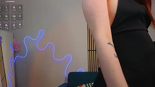 Aisha Riley online show from April 2026 03:35:01 PM