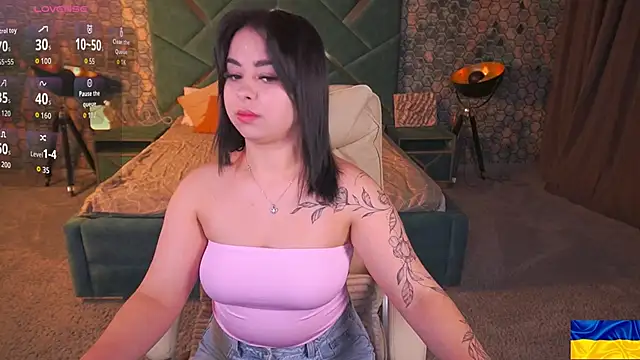 SusieWood online show from March 2026 09:08:02 PM