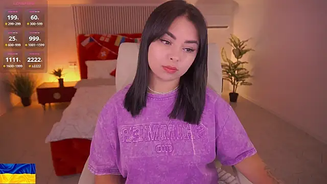 SusieWood online show from July 2026 07:10:01 PM