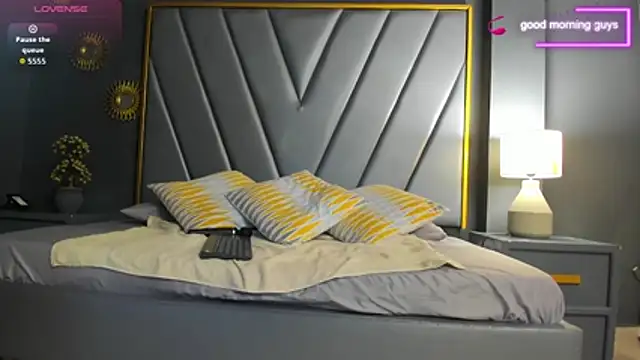 BrendaAdams  online show from November 2025 11:04:02 AM