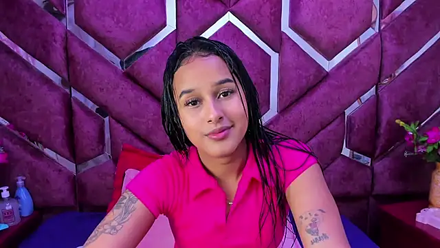 Snapshot of milly_print chatting on March 2025 02:48:01 AM milly print online show from March 2025 02:48:01 AM