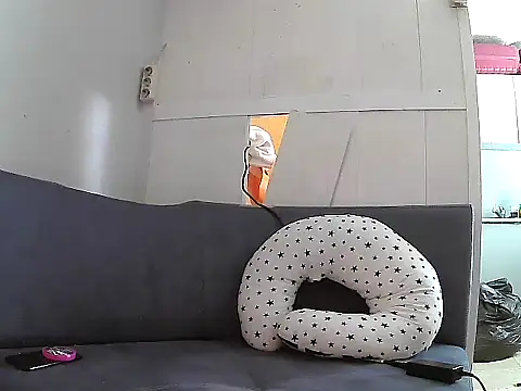 Snapshot of VanillaSeXy chatting on November 2025 05:22:02 AM VanillaSeXy online show from November 2025 05:22:02 AM