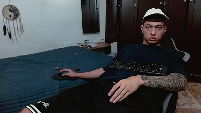 aaron blug online show from February 2026 09:02:02 PM