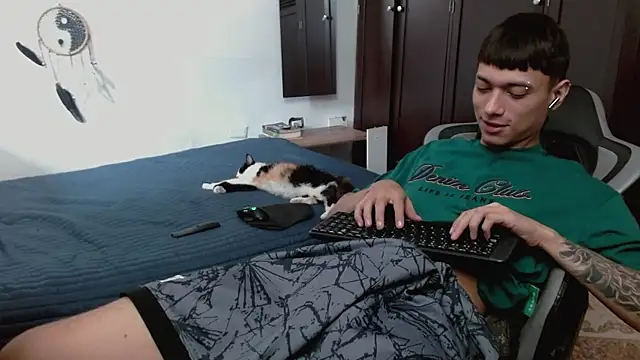 aaron blug online show from January 2026 04:58:01 PM