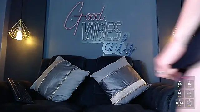 LOLIITA  LOVE online show from March 2026 04:39:01 PM