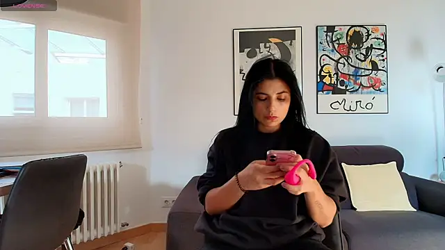 Arya 33 online show from October 2025 10:27:02 AM