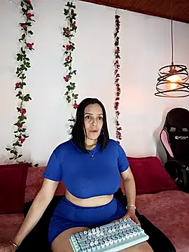 ariana lavoie- online show from October 2025 09:25:01 PM