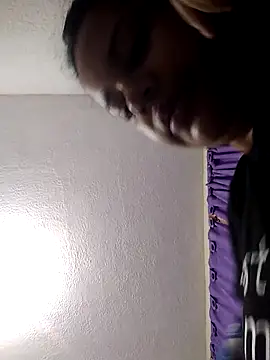  Miaaleon online show from November 2025 09:35:02 AM