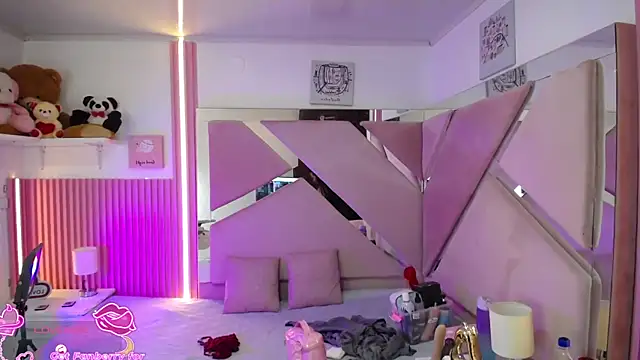  Miaaleon online show from January 2026 12:31:02 PM