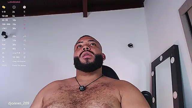 DilanJonnes  online show from June 2026 06:08:01 PM