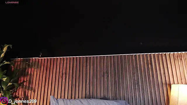 Snapshot of DilanJonnes_ chatting on October 2025 09:27:01 PM DilanJonnes online show from October 2025 09:27:01 PM