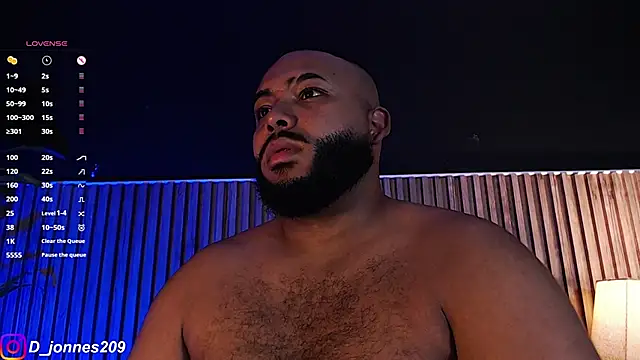 Snapshot of DilanJonnes_ chatting on October 2025 08:20:01 PM DilanJonnes online show from October 2025 08:20:01 PM