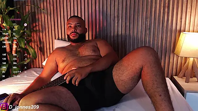 Snapshot of DilanJonnes_ chatting on September 2025 03:01:02 PM DilanJonnes online show from September 2025 03:01:02 PM