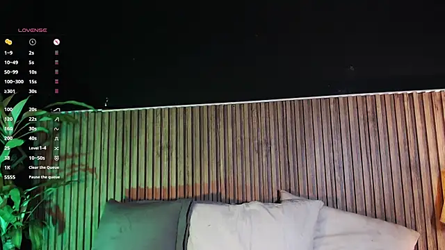 DilanJonnes  online show from November 2025 06:01:01 PM