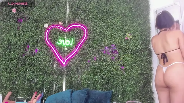 emy 0 online show from February 2026 07:45:01 PM