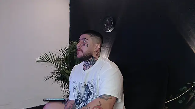 Ash gusbig online show from February 2025 02:57:01 AM