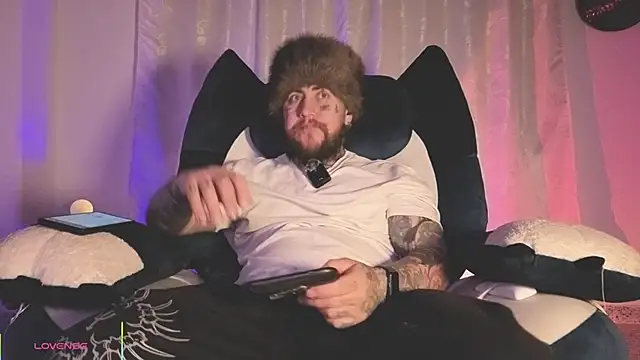 Ash gusbig online show from April 2026 03:36:02 AM