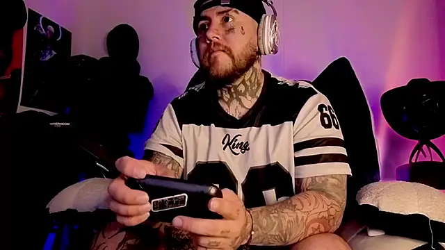 Ash gusbig online show from February 2026 01:37:02 AM