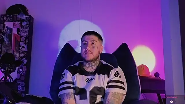 Ash gusbig online show from January 2026 02:51:01 AM