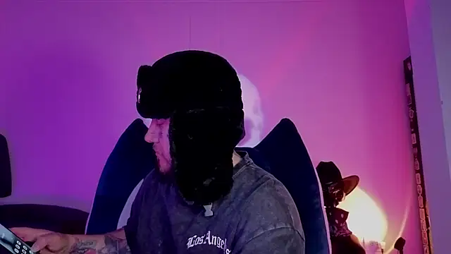 Ash gusbig online show from November 2025 01:22:02 AM